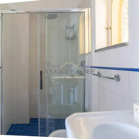 Poseidone , A Due Passi Dalla * Conca dei Marini