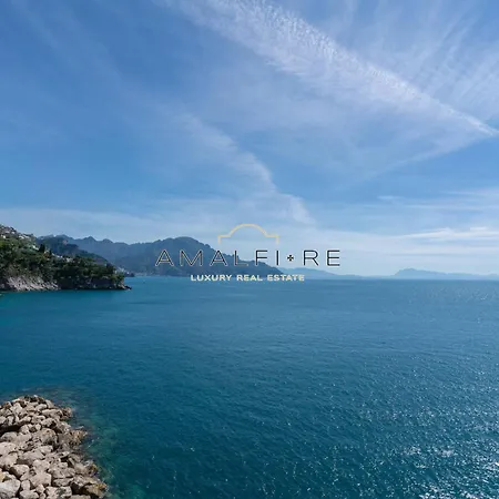 Apartment Poseidone , A Due Passi Dalla *